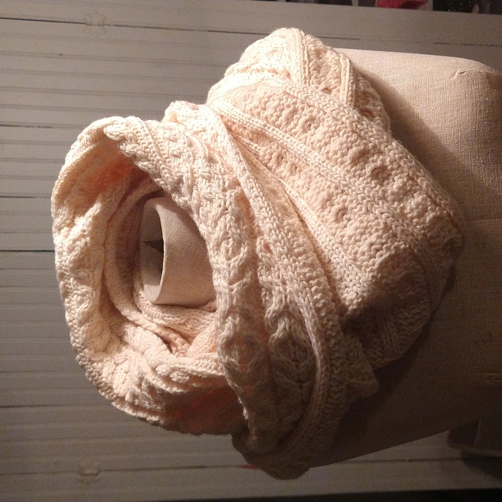 Blarney country heritage infinity cream wool scarf